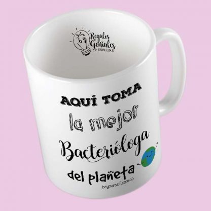 Mug mejor bacterióloga del planeta