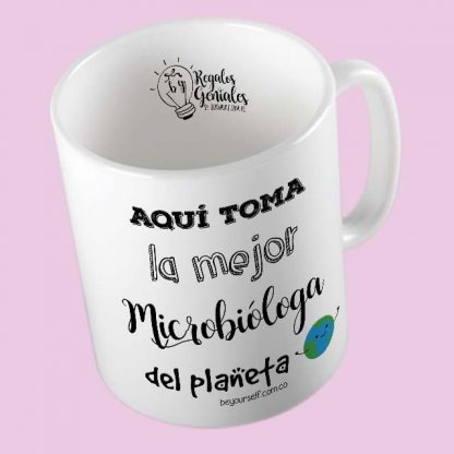 Mug mejor microbiologa